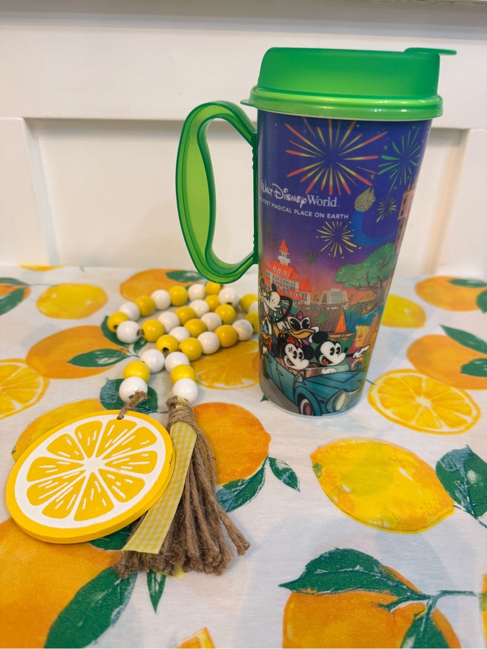 10/$25‎ • 2024 Walt Disney World Resort Reusable Refillable Mug Mickey & Friends